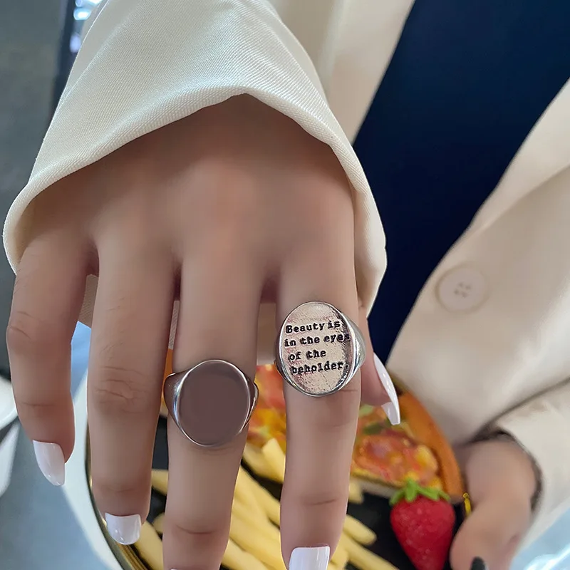 Bague en argent avec lettre anglaise ronde pour femme, design de personnalité simple, bijoux à la mode, rétro, tempérament, anniversaire