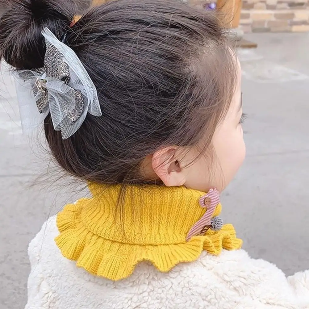 New Knitted Scarf Autumn Winter Children's Scarves Warm Windproof Neck Loop Scarf Girls Kids The color of the fawn is random