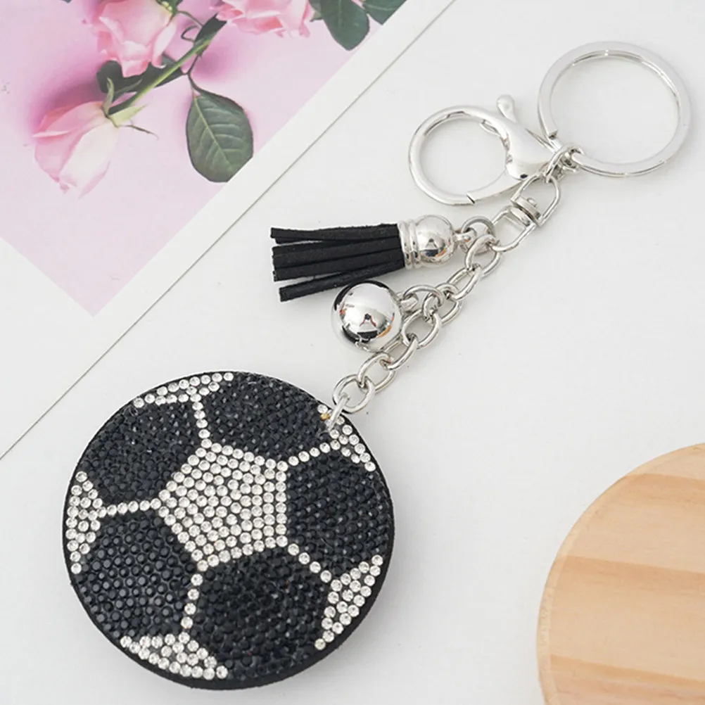 Porte-clés en forme de ballon de sport, ornement en strass exquis, porte-clés créatif pour sac à dos, décoration suspendue, petit cadeau