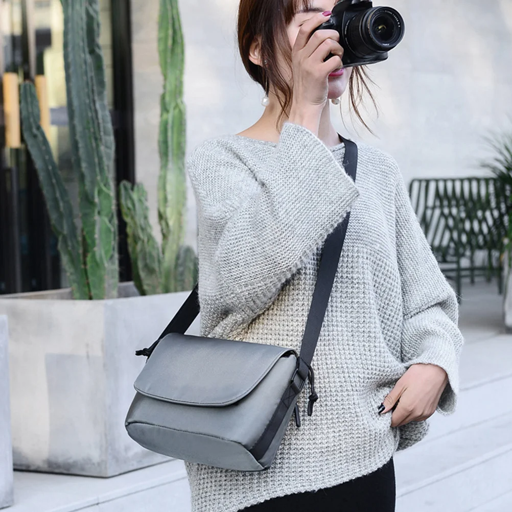 

Camera Bag Adjustable Shoulder Strap Compact Protective Nylon Case Travel Carrying Pouch Portable Lightweight Camera Storage