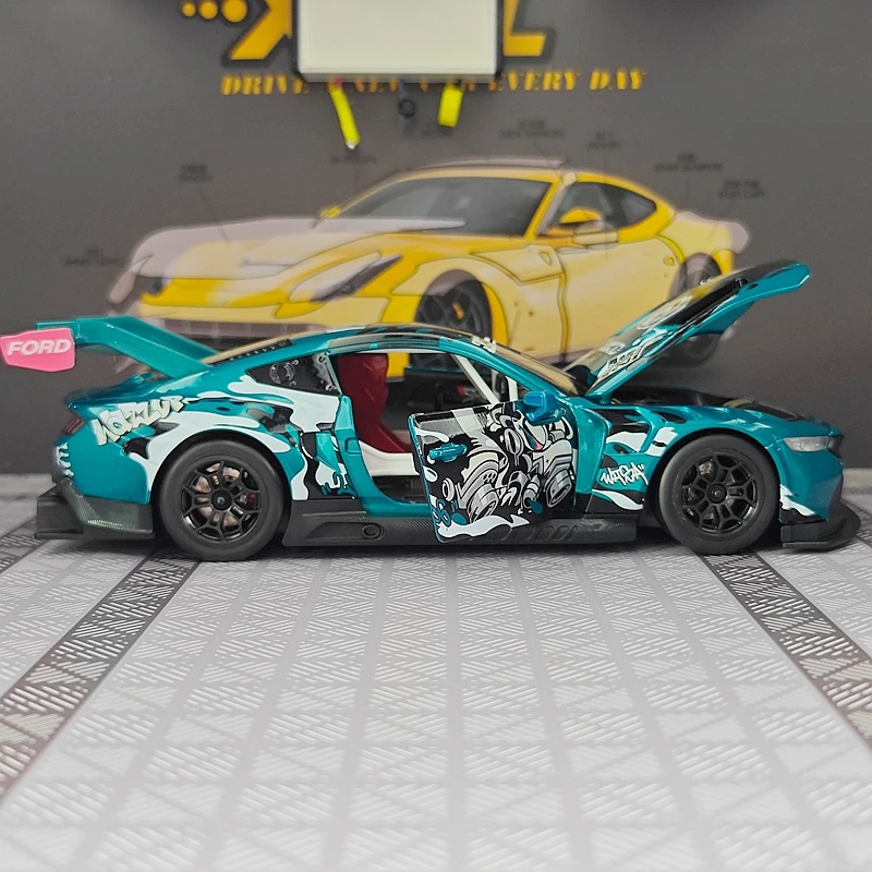 CCA 1:24 Ford Mustang GT3 alloy car model door and hood can be opened has sound and lighting functions suitable for collection view 2