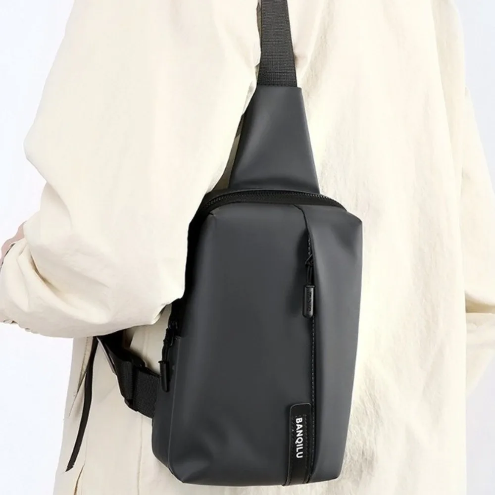 

Anti Splash Men's Chest Bag Large Capacity Multifunctional Oxford Sling Shoulder Bag Adjustable Strap Solid Color
