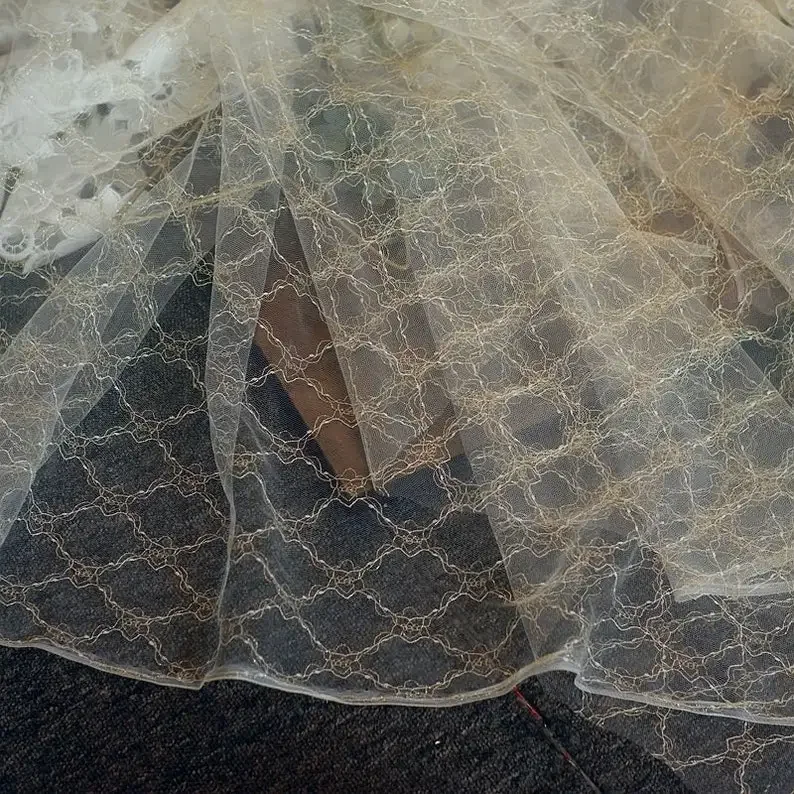 

Тюлевая ткань с золотой сеткой, вышивка золотой нитью, черная сетка, тюль, кружевная ткань для свадебного платья, свадебная ткань,