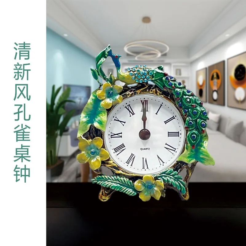 European Cute Green Peacock Mini Table Clock, Creative Small Quartz Desk Clock for Living Room Bedroom Desktop Home Decor