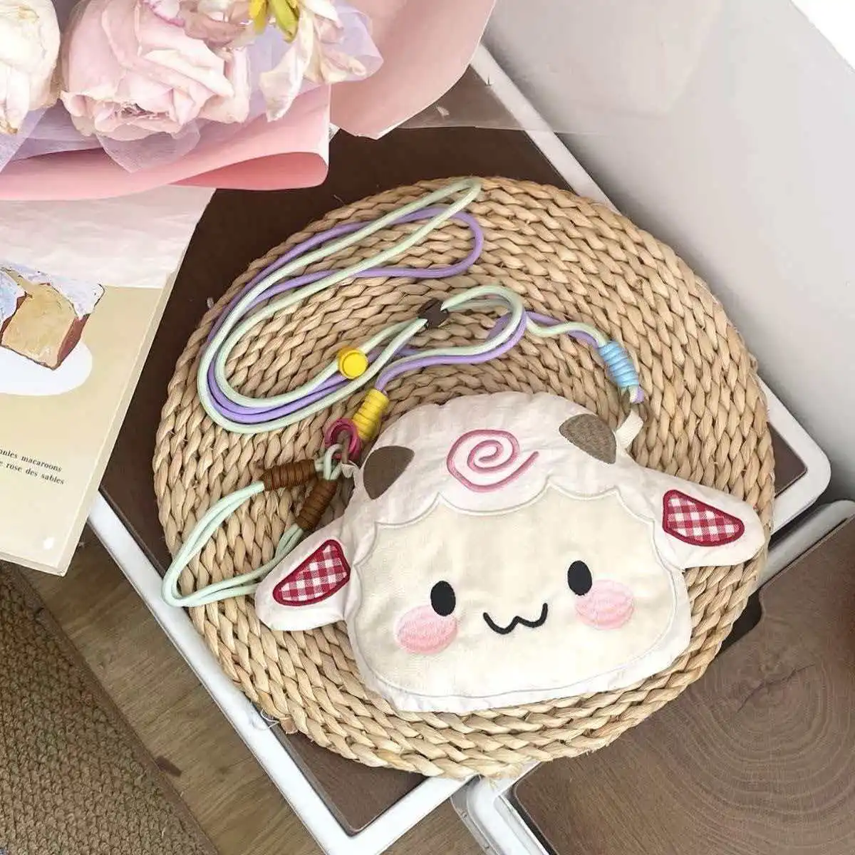 Cute  Dyeing Color Mobile Phone Bag Lightweight Nylon Crossbody Bag for Teen Girls And Boys Fashionable Korean Style view 2