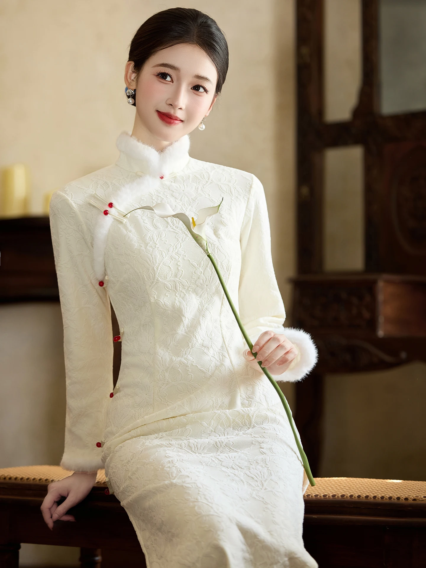 

Autumn Winter Long Sve Fce Lined Ele Simple High End National Sle Improved Daily Wear Women's Costume