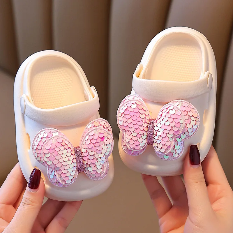 

Летние детские сандалии для девочек и мальчиков, пляжные сандалии с мультяшным принтом, нескользящие сандалии с отверстиями для малышей, детская уличная повседневная обувь, универсальная.