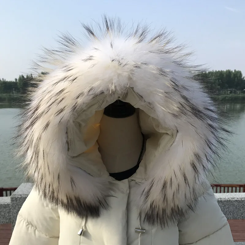 Collo in pelliccia di procione naturale da donna Mantieni caldo Sciarpa rossa Cappotto invernale Sciarpe di volpe di lusso Decora sciarpe firmate di moda femminile