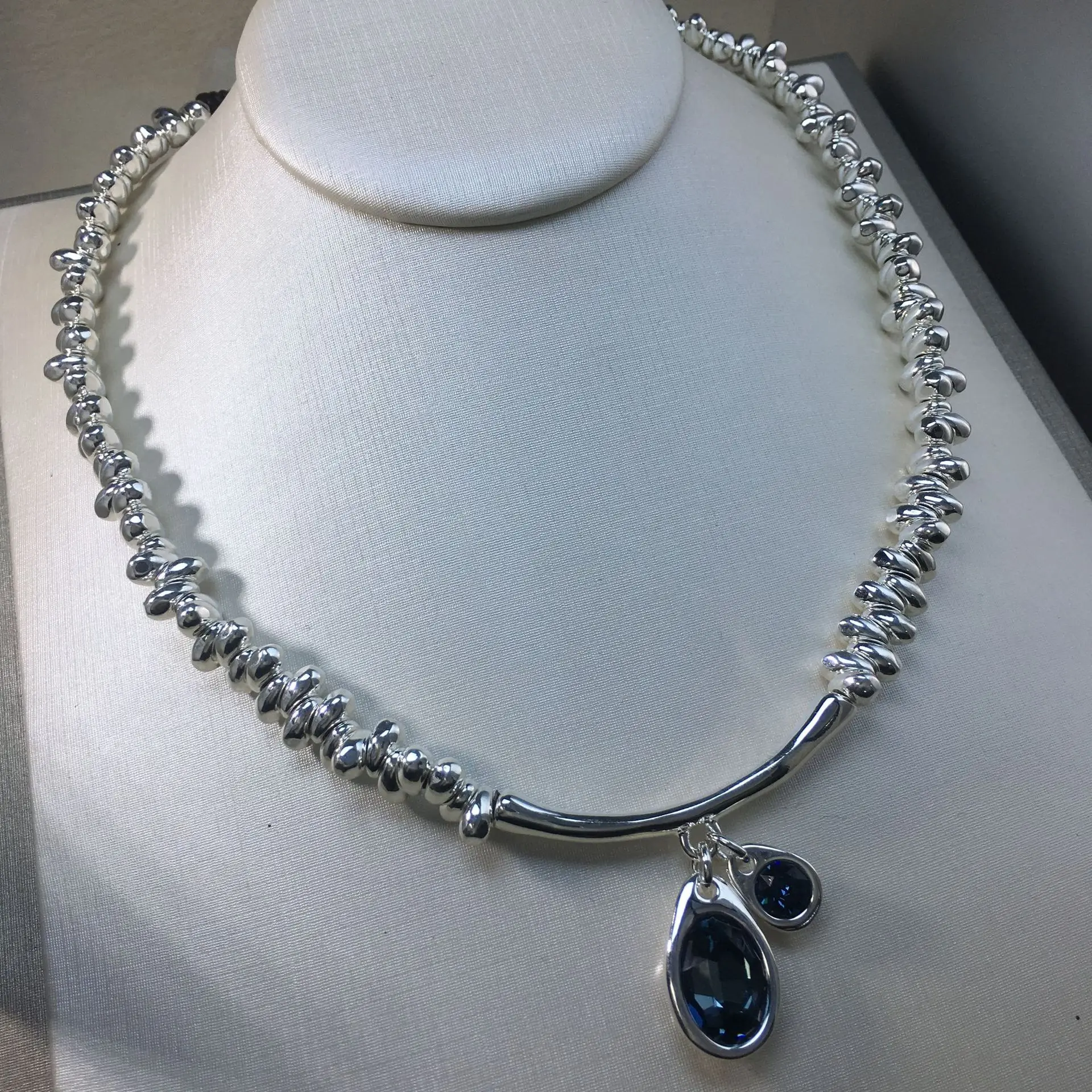 

Горячее продаваемое испанское uno 2024 года, новое модное изысканное ожерелье в стиле панк, романтический подарок на день Святого Валентина.