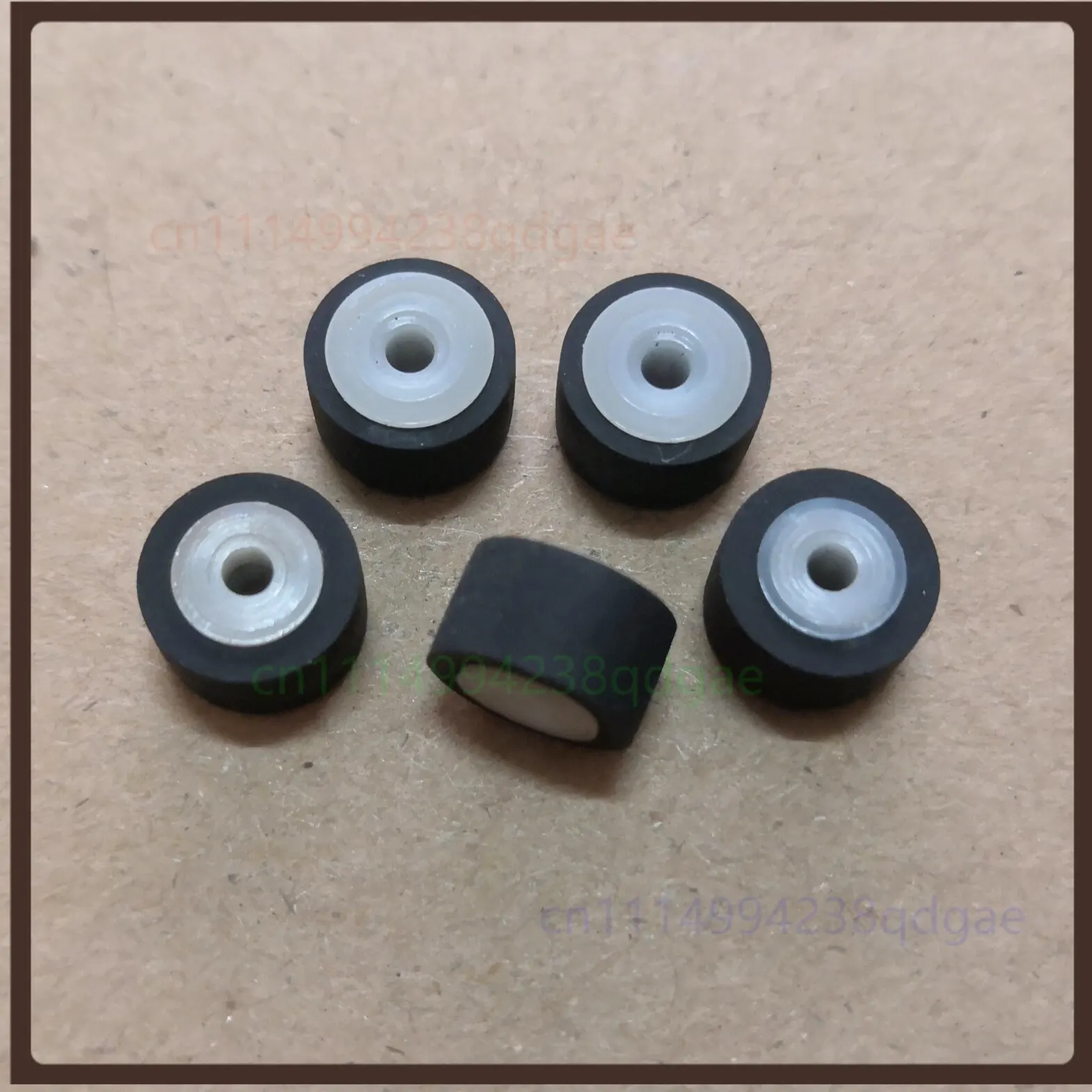 1PCS Imported Pressure Roller 9x6x2mm Cassette Deck Audio Roller For JVC Tape Pressure Roller Repair Parts