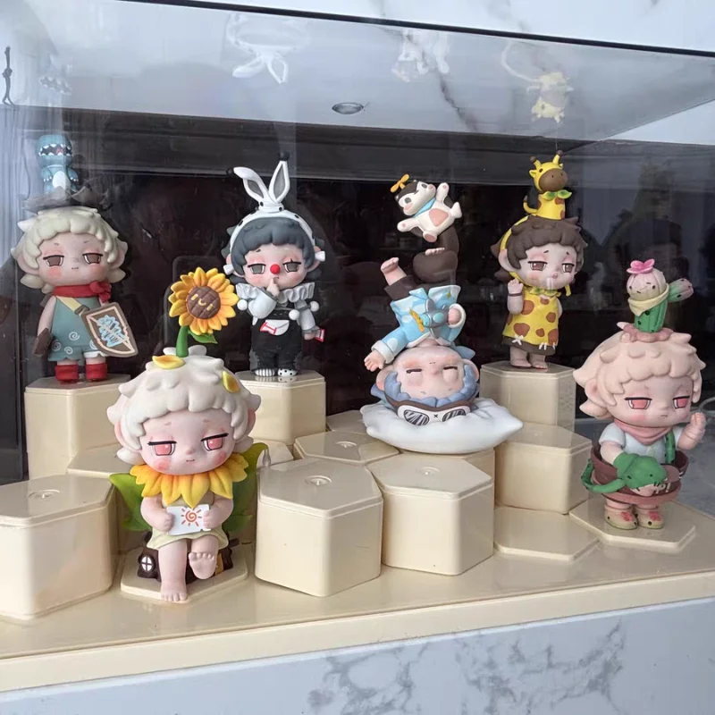 Faya Hide In The Moments Series Blind Box Cute Anime Doll Guess Bag Cute Action Figure Mystery Box Pvc Collectible Model Gifts