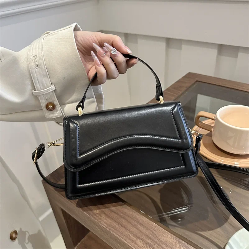 

Simple solid color handbag versatile ins Korean version shoulder messenger bag small square bag