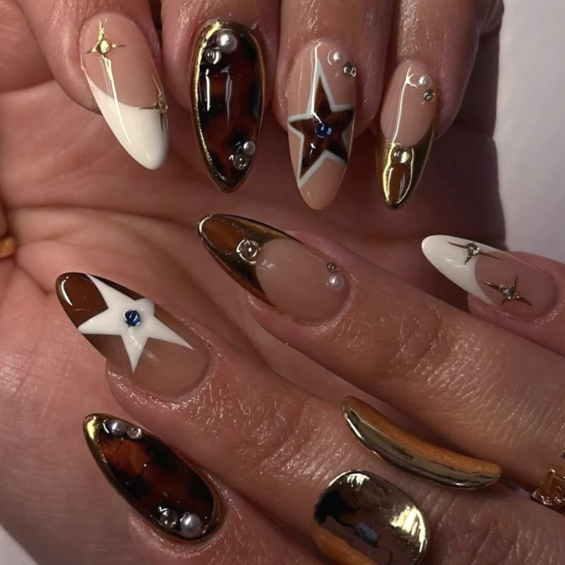 

Brown Halo Dyeing Golden White French Star Nail Art Rhinestone Pearl False Nails Detachable Finished Fake Nails Press on Nails