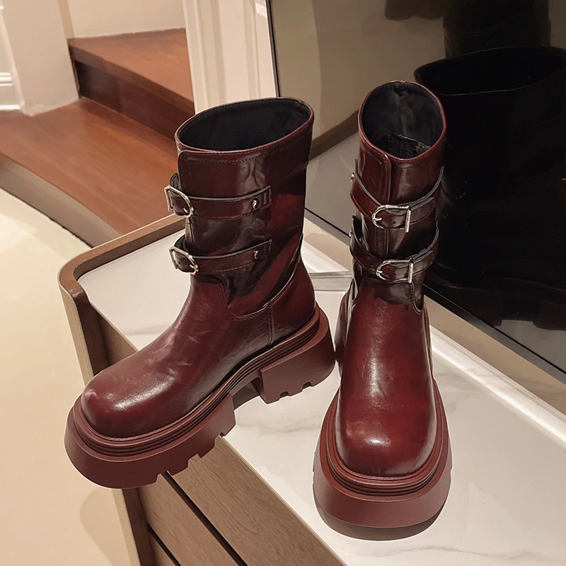 الشقق منصة النساء أحذية الثلوج موضة الرياضة أحذية من الجلد شتاء 2025 الاتجاه تشيلسي الأحذية مشبك حذاء كاجوال Mujer القوطي بوتاس #1