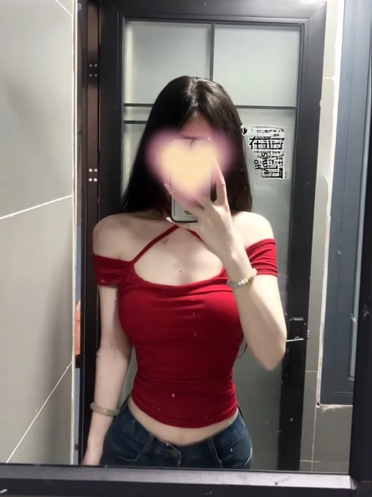 

Pure Desire Сексуальная красная футболка на одно плечо с ортоприводом, женская летняя пикантная футболка с открытыми плечами для девочек, топ-бандо