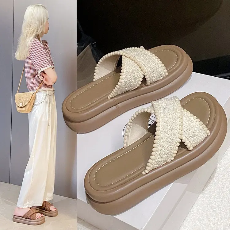 

Thick Sole Small Fragrant Wind Flip-flops Women's Shoes 2025 New Summer Wear French Sandals Beach Sandals Slippers Women