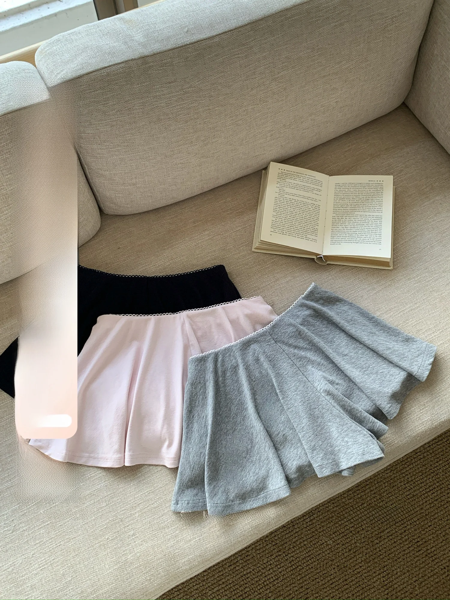 

Удобная однотонная вязаная плиссированная юбка-шорты Lukira Idol для женщин, весенняя, непрозрачная, дышащая, приятная к телу