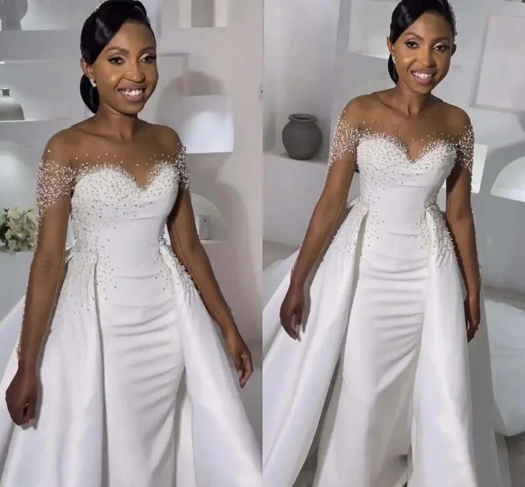 Customized Sheer Neck Sparkly Beads  Wedding Dress For Bride Robe De Mariée Long Sleeves Bridal Gowns with Removable Skirt