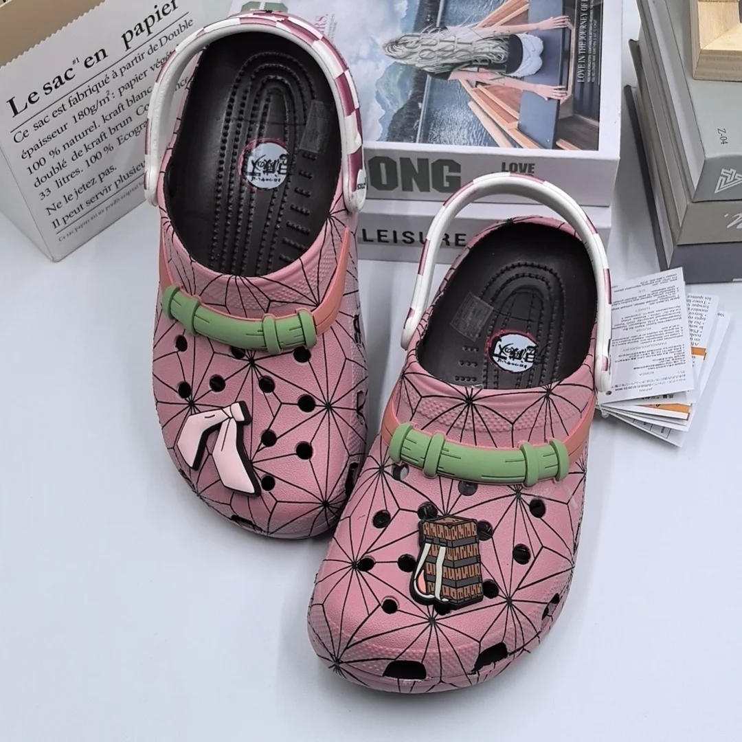 Zapatos de Anime Demon Slayer Cave Kimetsu no Yaiba Infinity Castle, cómodas sandalias antideslizantes, zapatillas informales de viaje al aire libre, regalo