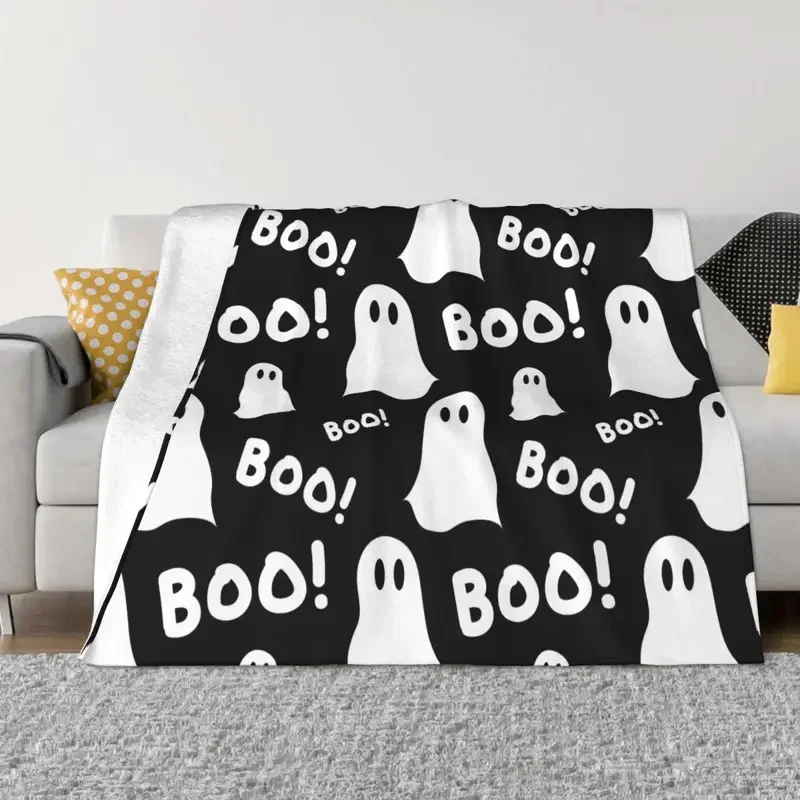 

Halloween Blanket Fleece Printed Ghosts And The Words "boo!" Portable Warm Throw Blanket for Sofa Outdoor Bedspreads