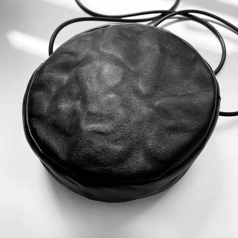 UMI MAO Retro Black Fashion Trend 100% Leather Korean Round Shoulder Cowhide Soft Leather Round Bag Femme