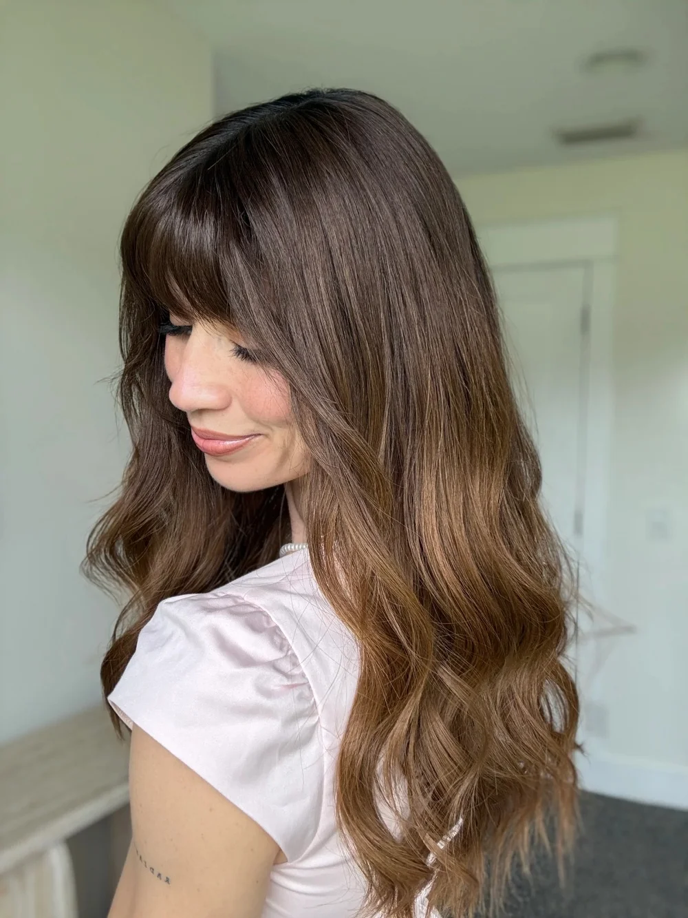 Dark Brown Loose Wave Bangs Wig 20Inch Synthetic Lace Wigs Ombre Brunette Fringe Hair Heat Friendly Realistic Look Wig for Women