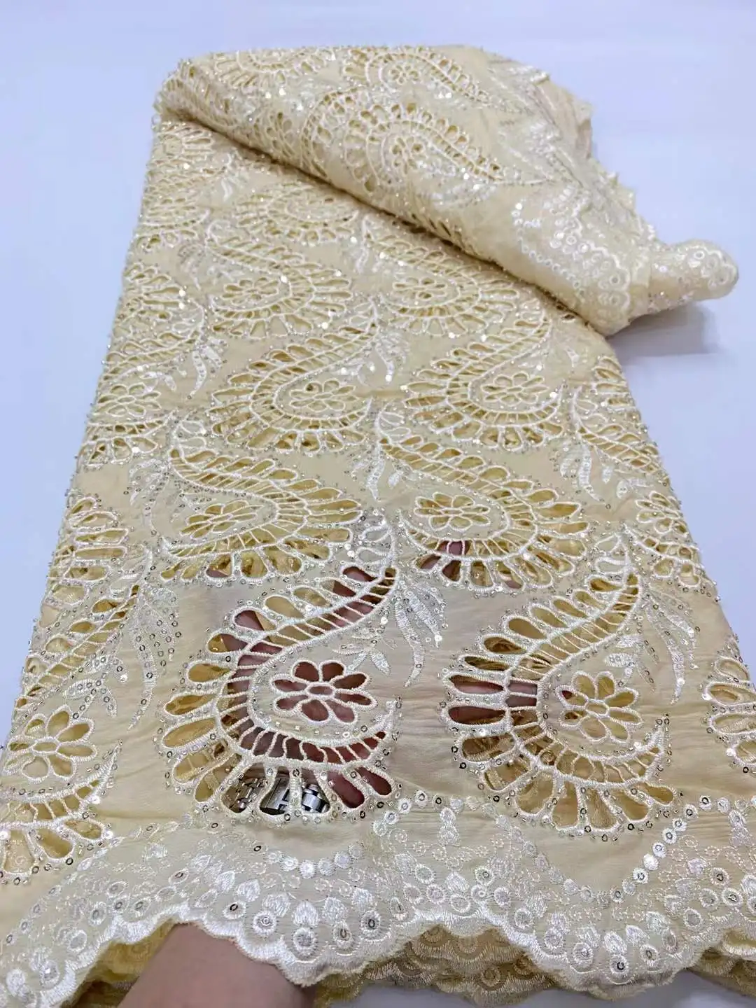 Son Süt Dantel Afrika Payetler Dantel Kumaş 2025, Yüksek Kaliteli Dantel Nakış Boncuklu Örgü Kumaş Kadınlar Için Düğün Parti Elbise