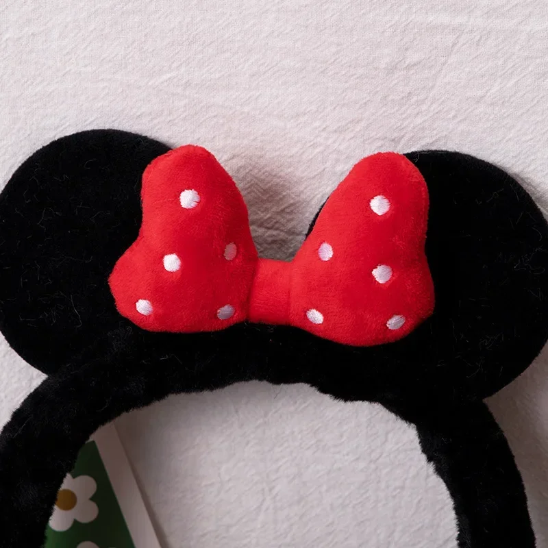 Disney Minnie Mouse Ear Warmer Plush Earmuffs Women Cartoon Winter Warm Kawaii Outdoor Cold Protection Cycling Girls Ear Cover