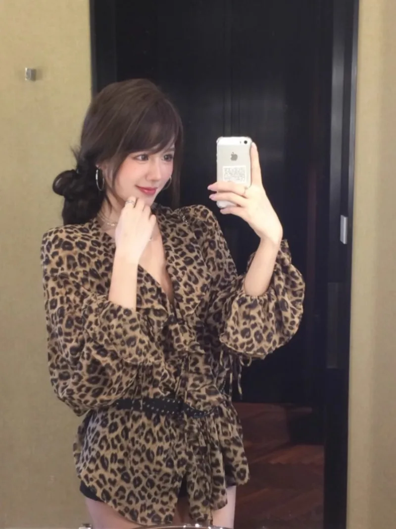 

American Retro Leopard Print Long-sleeved Shirt Women Blouse Spring New Niche Mid-length Loose Waist Shirts Top Female Clothes