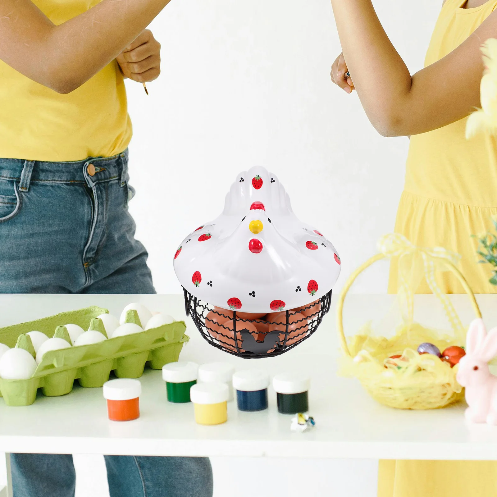 

Hollow Iron Basket Decorative Multi-Functional Kitchen Eggs Storage Organizer Ceramic Lid Metal Wire Strawberry Hen Shaped Fruit