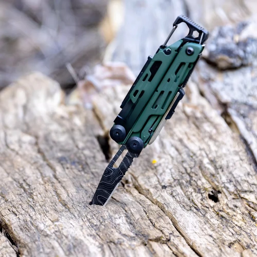 Signal bea******utdoor survival tool pliers, camping pliers