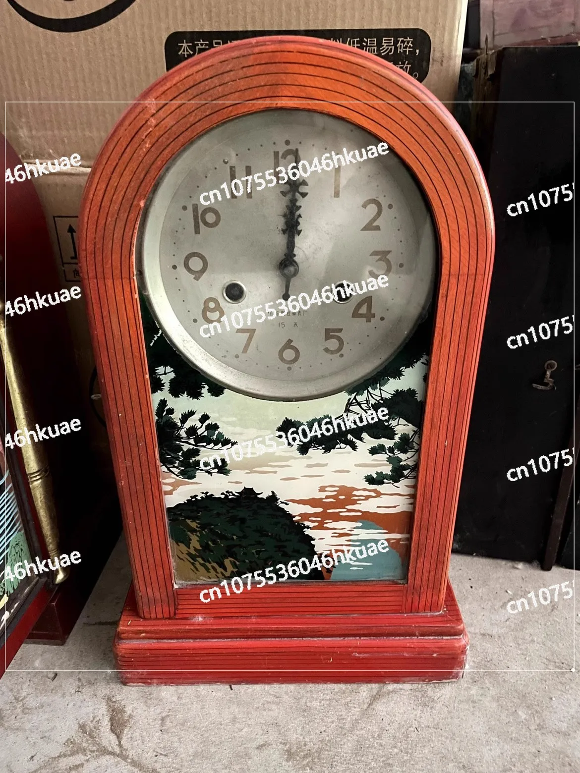 Vintage Mechanical Winding Wall Clock | Nostalgic Old-Fashioned Clock for B&B Home Retro Decoration Ornament