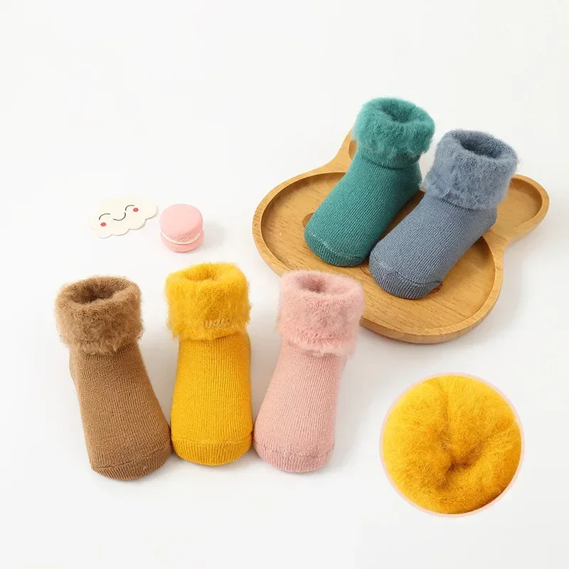 

1 Pair Warm Furry Newborn Baby for Boy Girl Candy Solid Color Simplicity Calf Sock for Toddler Autumn Winter Thicken Plush Sock