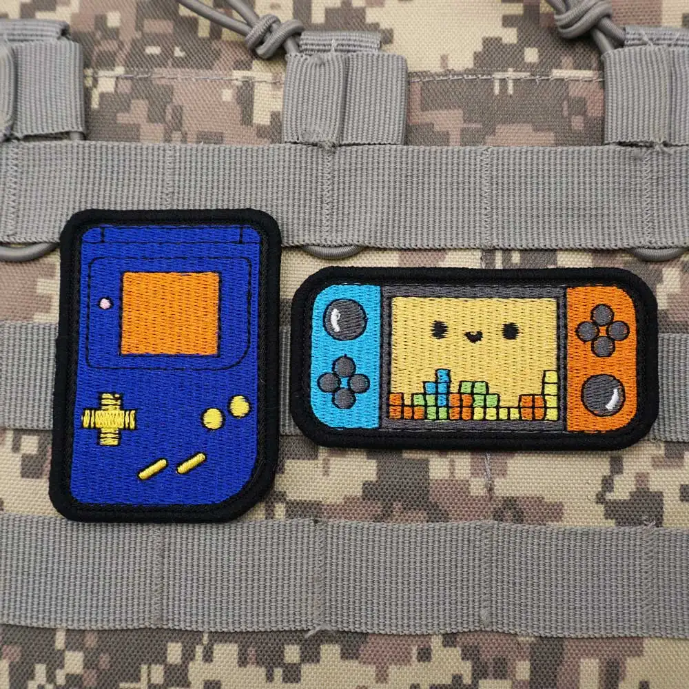 Consola de juegos de mano Retro de los 90, parches bordados tácticos militares, brazalete, insignia de mochila con respaldo de gancho para ropa