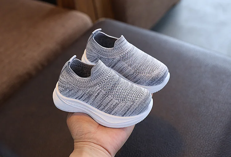 Kinder-Laufschuhe für Jungen und Mädchen, Lässige Atmungsaktive Rutschfeste Mesh-Walkingschuhe mit Weicher Sohle für Kleinkinder – Detail 13