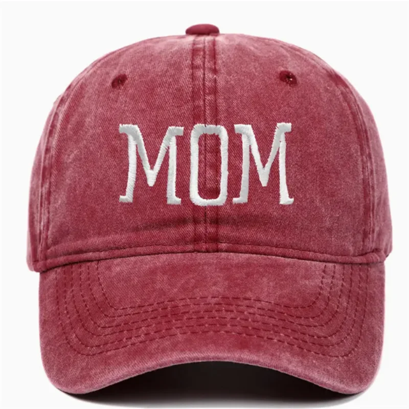 Show Your Love with a Special Father\'s/Mother\'s Day Gift: Mom/Dad Letter Print Baseball Cap