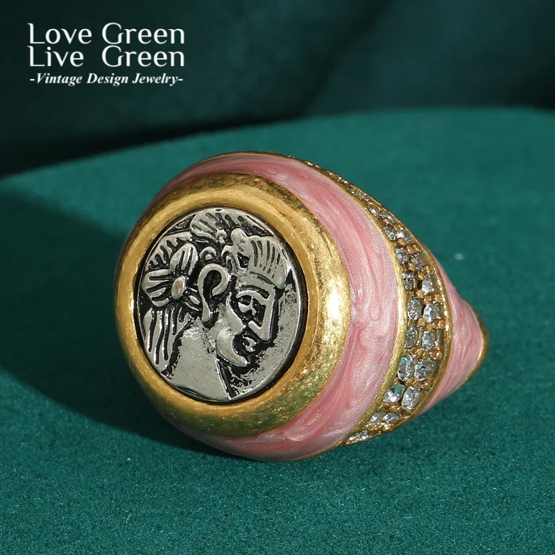 

Vintage Jewelry Gold Color Ancient Coin Beauty Head Pink Rings For Woman Oil Drop Antique Wedding Engagement Luxury Designer