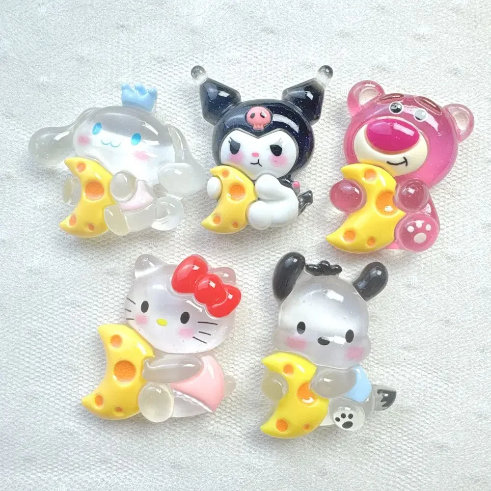 2Pcs sanrio cartoon resin flatback supplies diy kawaii resin accessories crafts materials scrapbooking embellishment