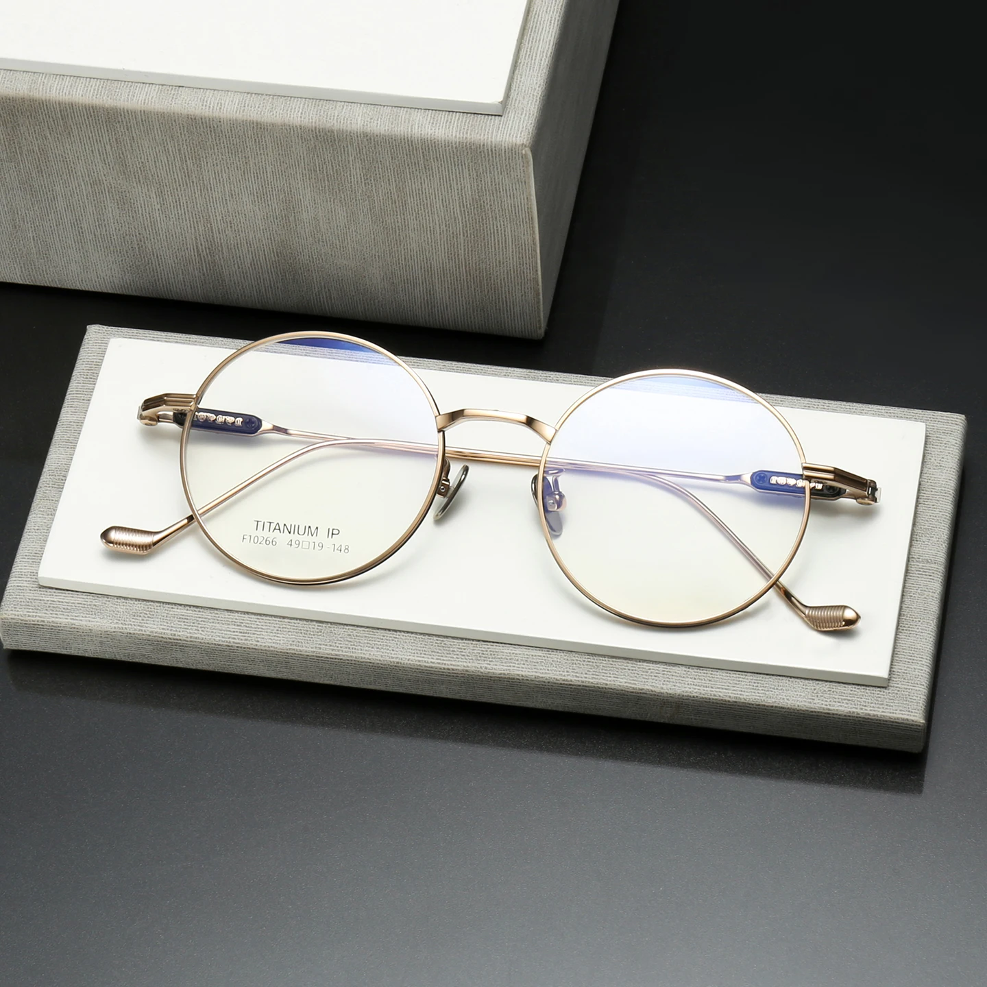 High-End Light Luxury Classic Glasses for Men and Women, Retro Personality, Natural Look, Premium Frames, Wide Rim, Ultra-Light Titanium Frame, Blue Light Blocking, Photochromic, Prescription Lenses Available