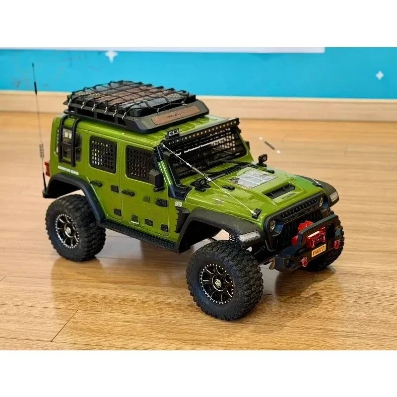 Large Capacity Waterproof Hard Shell Roof Box for CK5811 Rlaarlo MK07 1/7 Scale RC Crawler SUV Truck – Car Top Luggage Carrier