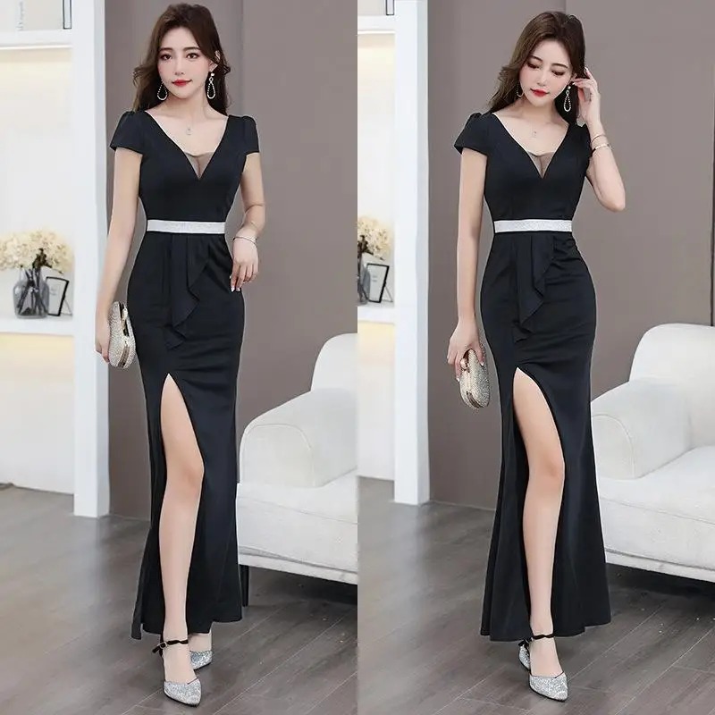 Women‘s Uniforms Staff Reception Black Work Clothes Beauticians Spa Therapists Massage Technicians Desk Sexy Slit Long Dresses