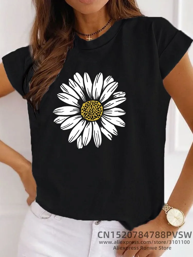 Chrysanthemum Flower Graphic Women Print T-shirts Girl Summer Harajuku Tops Y2k Tops Tee Trendy Casual  90s Vintage Clothes