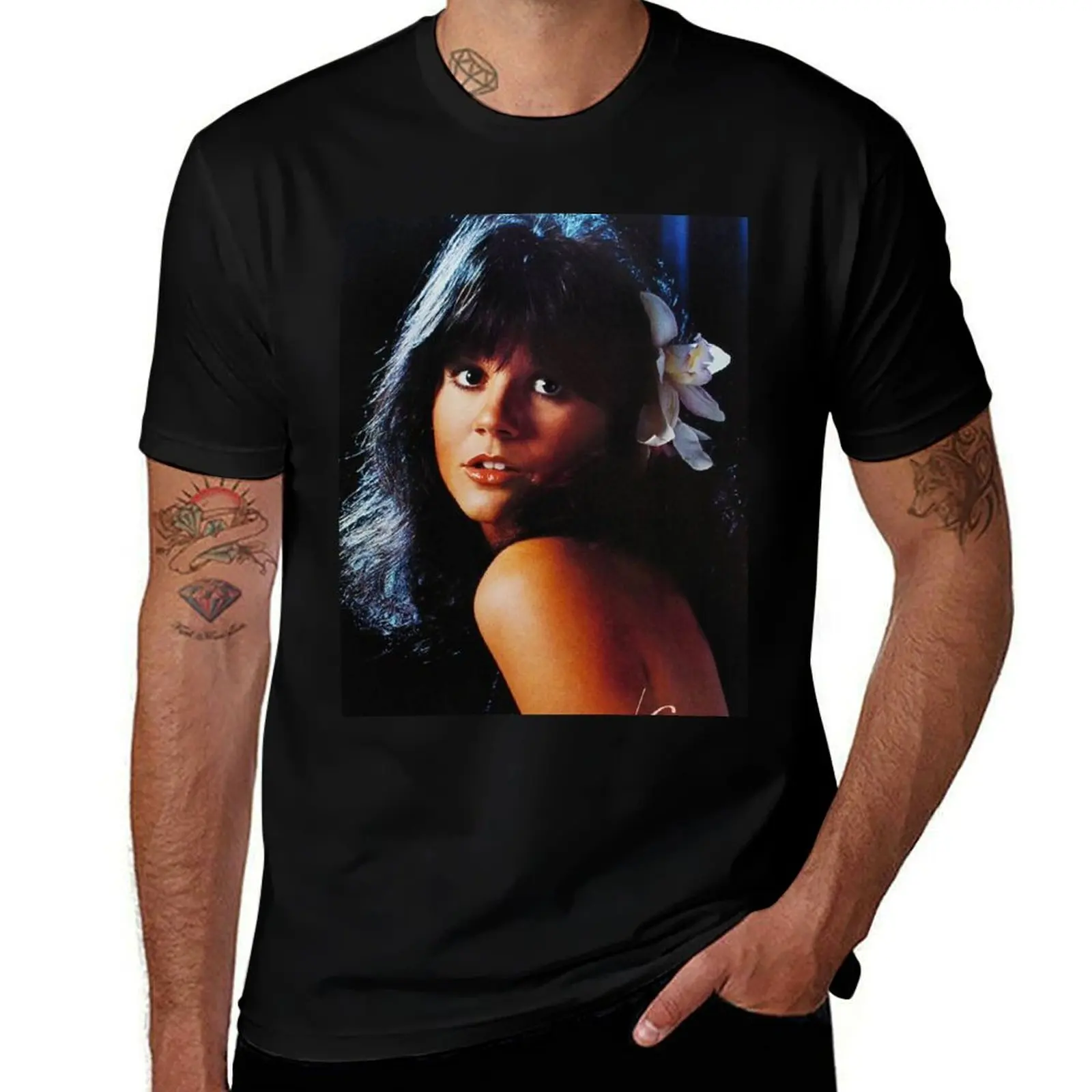 

t vintage Linda graphic for Beautiful men Poster T-Shirt shirt man t man man for shirts graphic Pict t shirts Ronstadt