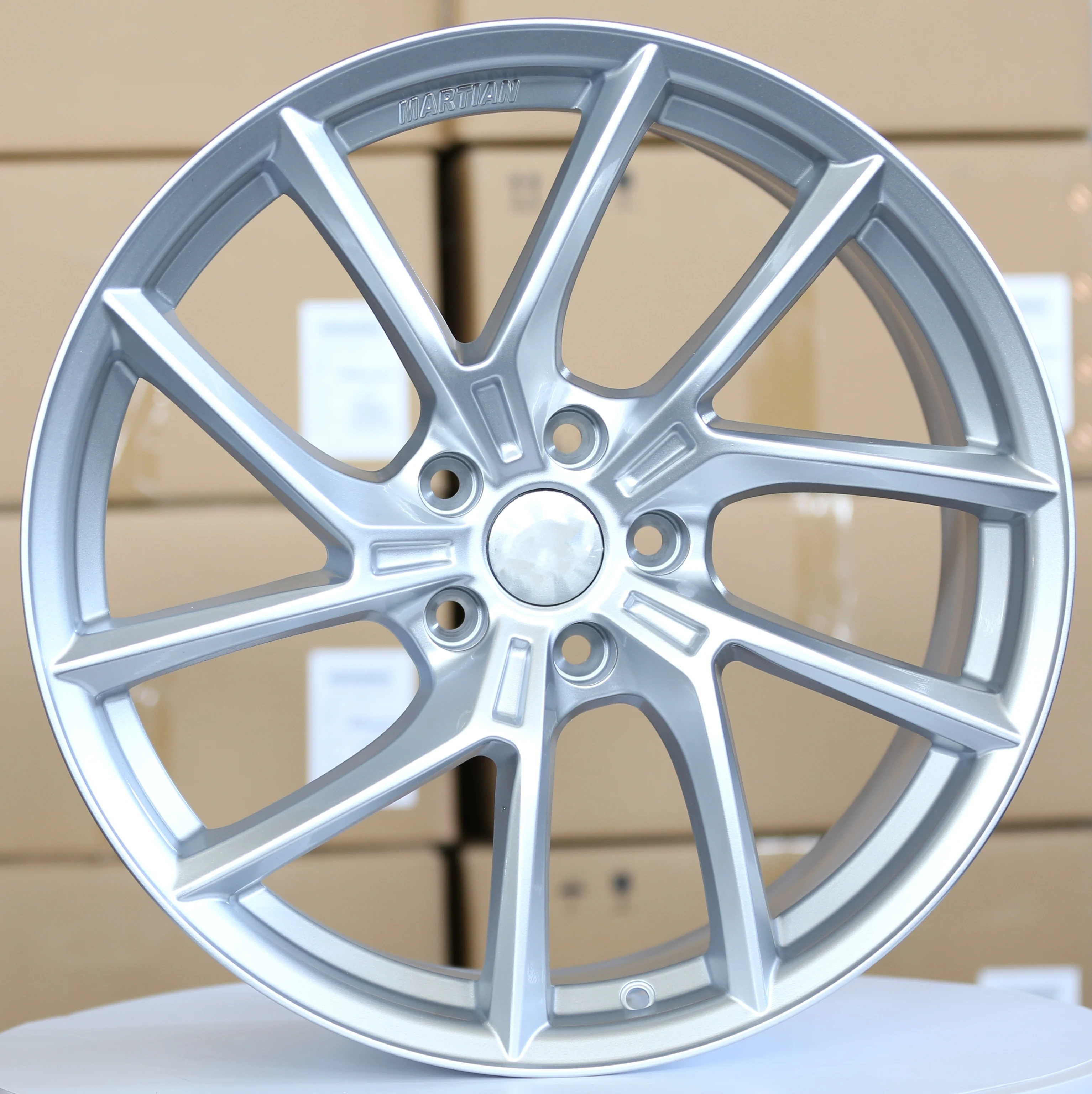 

20-дюймовая модифицированная ступица колеса из алюминиевого сплава 5 X114.3 5 X120 для обновления легковых автомобильных колес