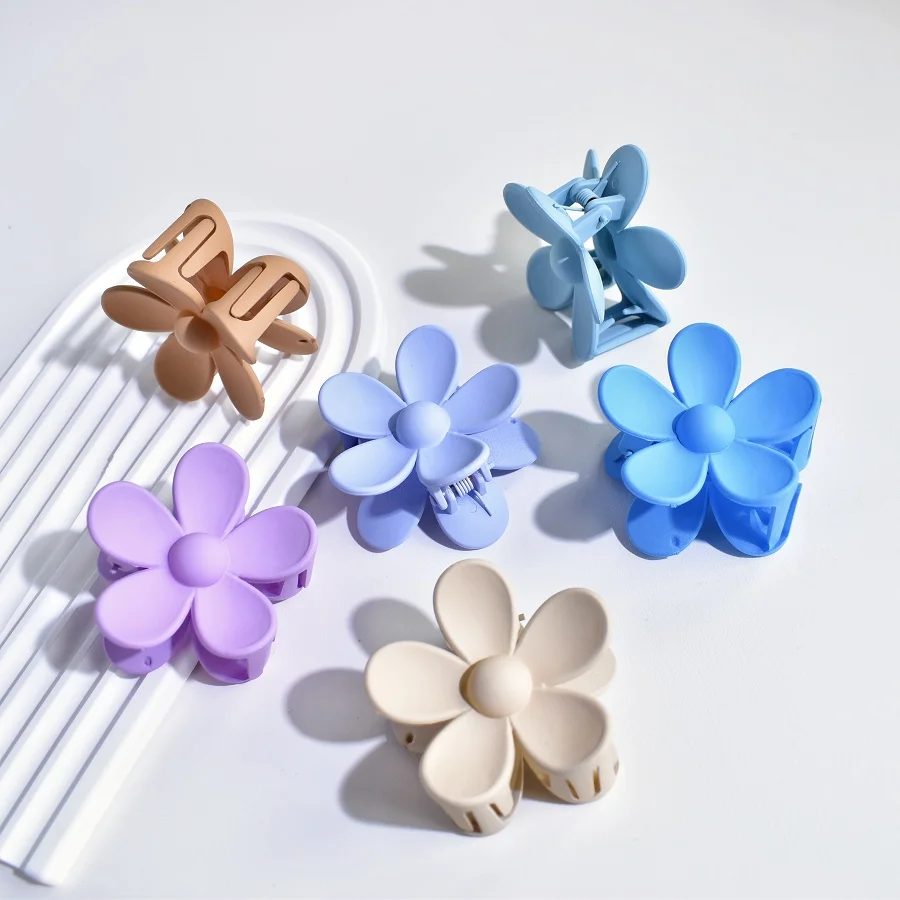 6PCS/SET Matte texture 5cm flower medium hair claw suitable for thin hair half tie using sweet and cute style