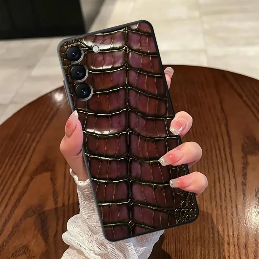 Crocodile Skin Texture Black Soft Phone Cover Case for Samsung Galaxy A26 A72 A24 A55 A22 A52 A25 A71 A36 A41 A35 A32 A23 A53