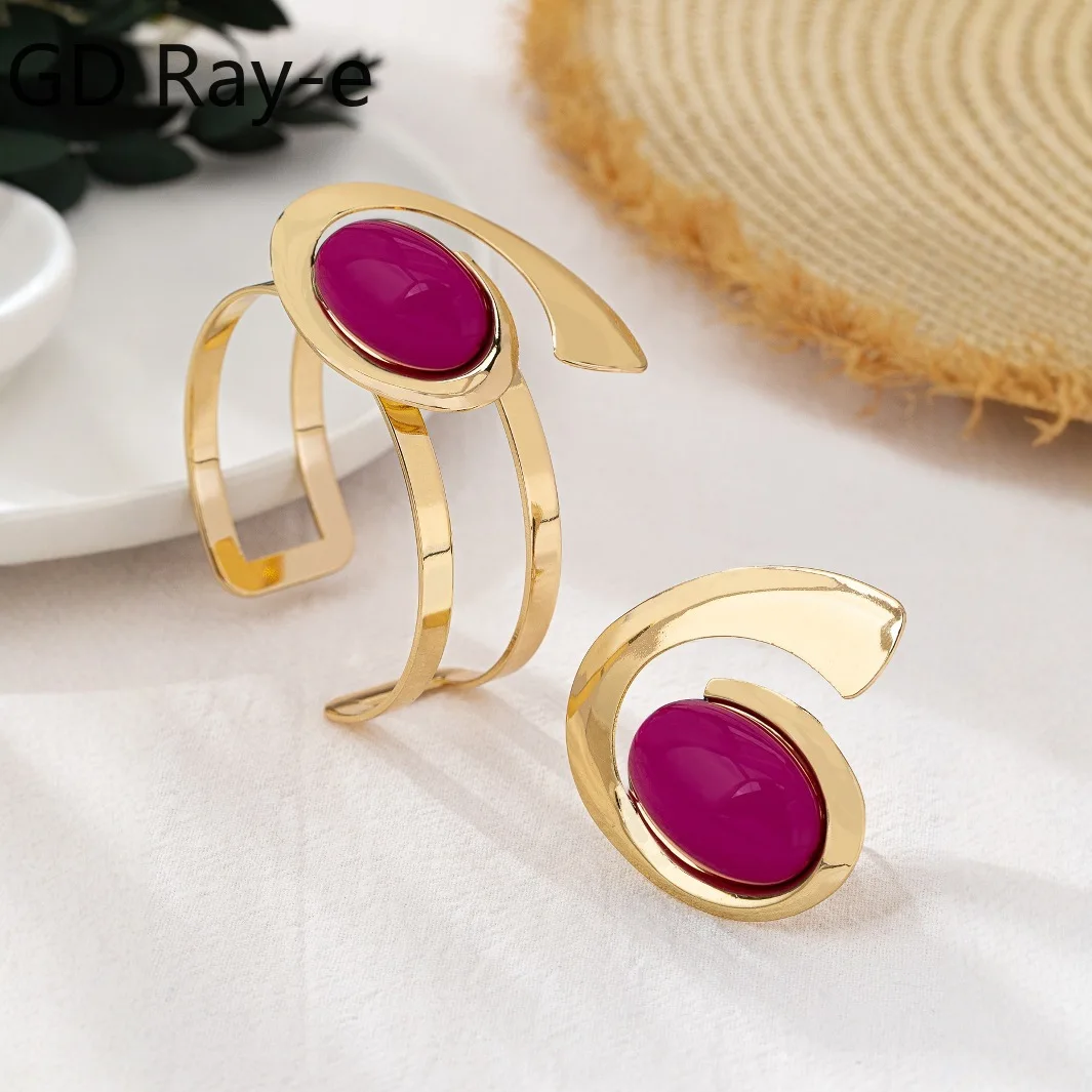 New Style Exaggerat… - image