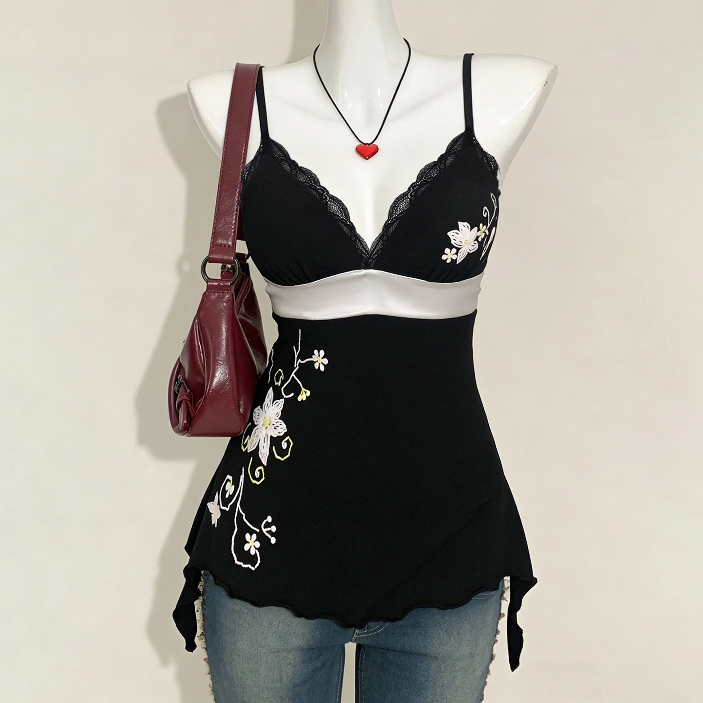 SUCHCUTE Sexy Vintage Lace Patchwork Suspender Top Women Harajuku Flower Graphic Print Rivet Mini Camis Gothic Hottie Summer Clo