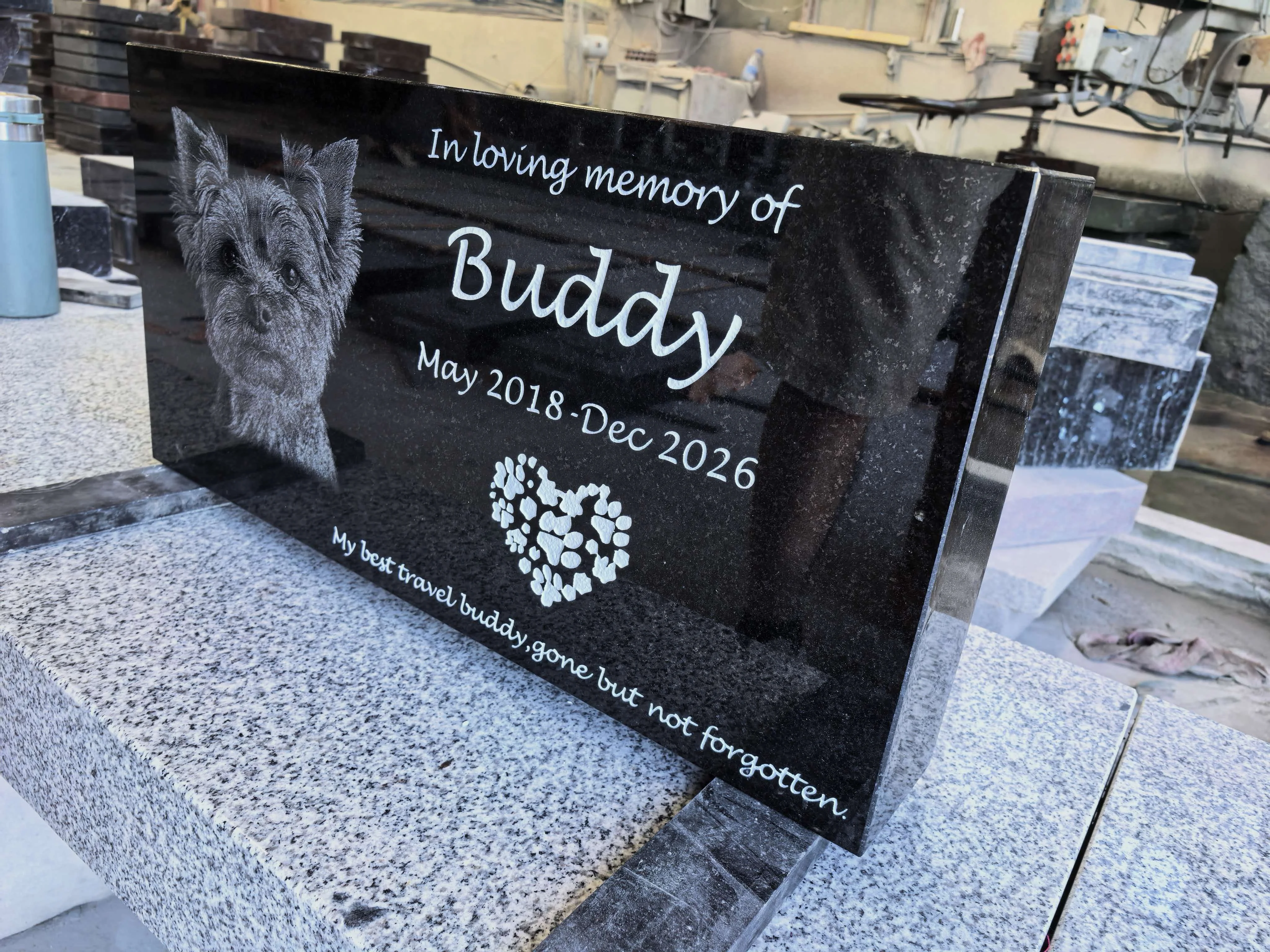 Garden-Style Small Granite Pet Memorial Customizable Pet Photo Headstone Personalized Grave Marker