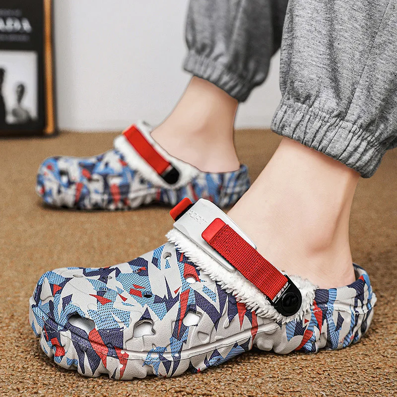 شباشب رجالية قباقيب شتوية دافئة أحذية فروي قطيفة إيفا الشرائح لينة مريحة عدم الانزلاق الصنادل النعال حذاء كاجوال قباقيب الرجل